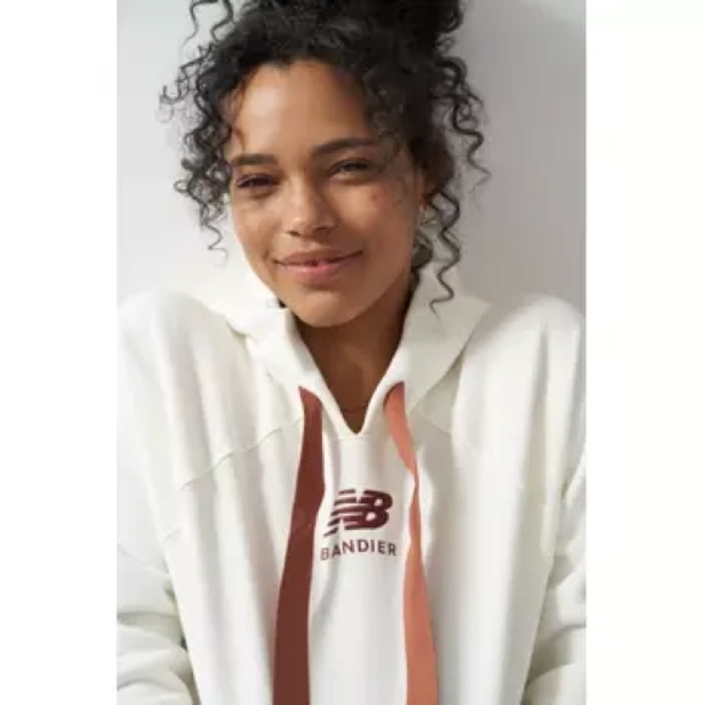 New Balance Cream and Brown Relaxed Hoodie - Picture 6 of 8